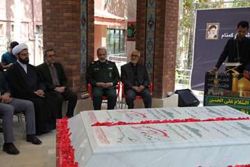 مراسم رونمایی از یادمان شهدای گمنام